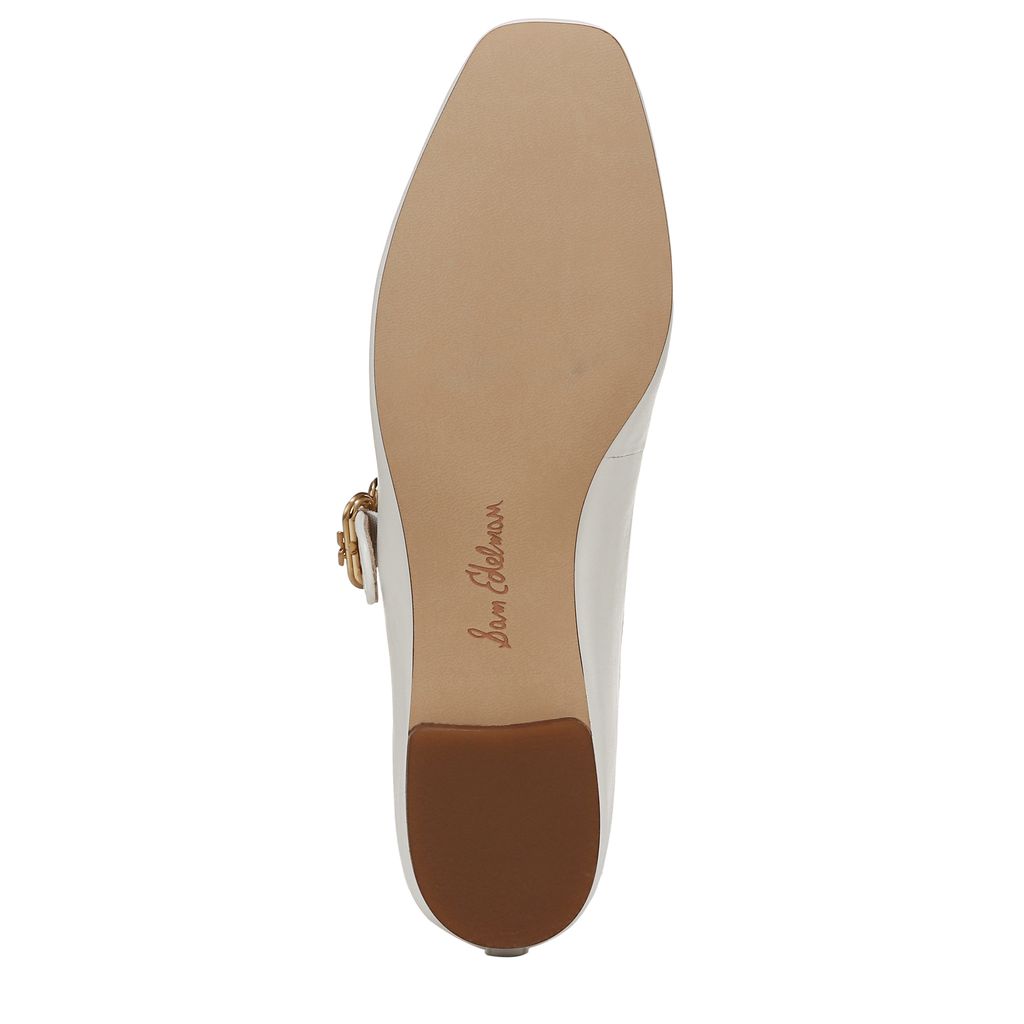 Michaela Mary Jane Flat