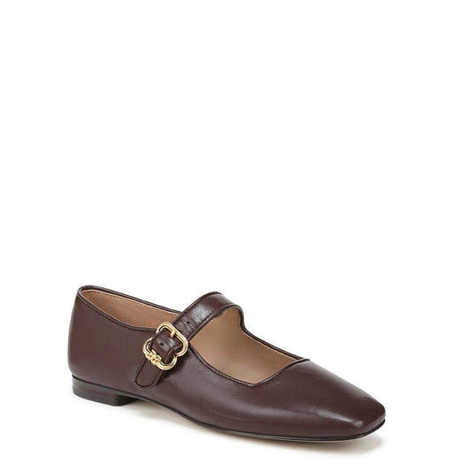 Michaela Mary Jane Flat