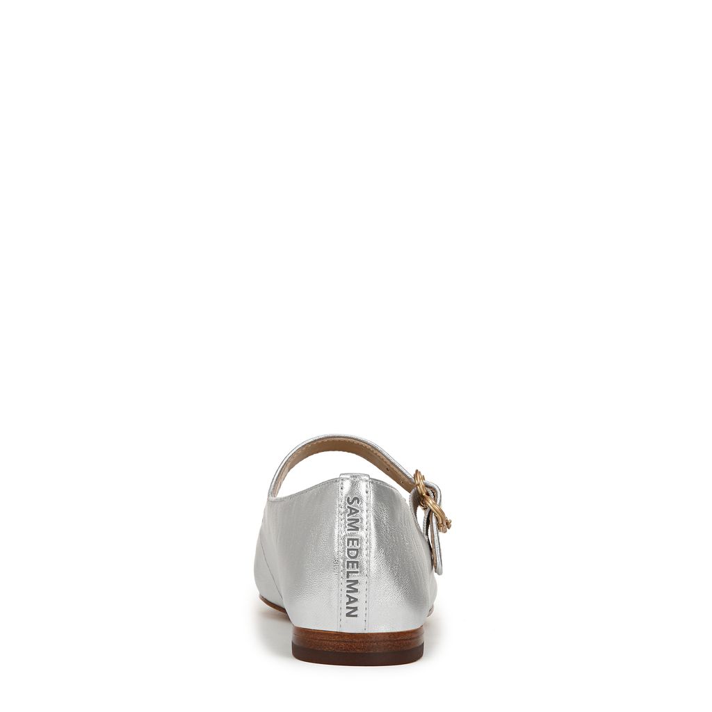 Michaela Mary Jane Flat