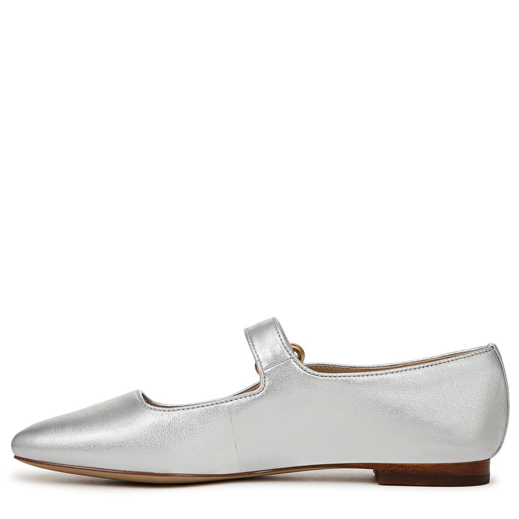 حذاء ميكايلا ماري جين مسطح