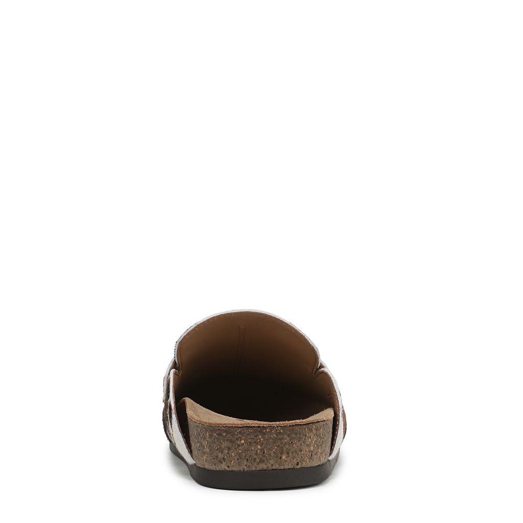Astrid Mule